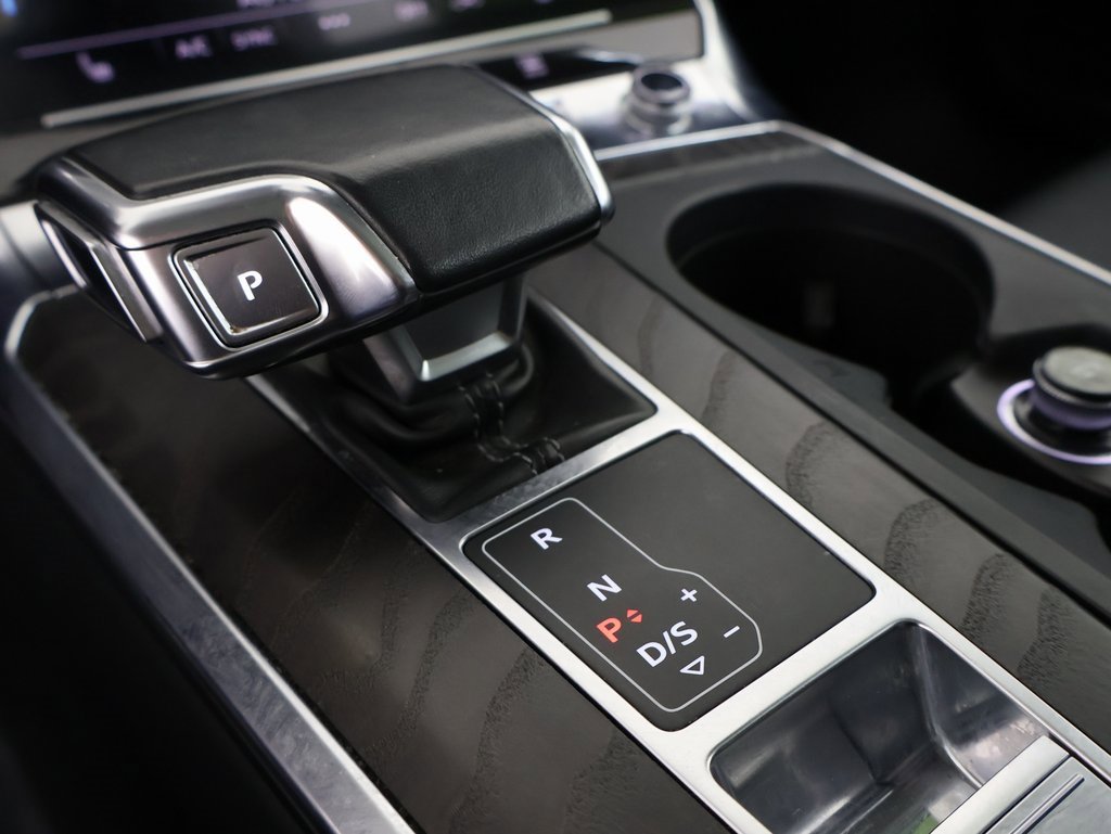 Used 2019 Audi A6 3.0T Premium w/ Convenience Package image 4