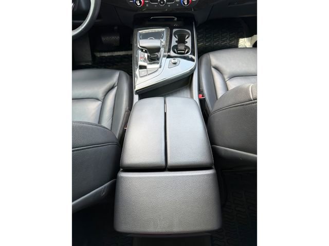 Used 2019 Audi Q7 3.0T Premium Plus w/ Premium Plus Package AWD/4WD image 17