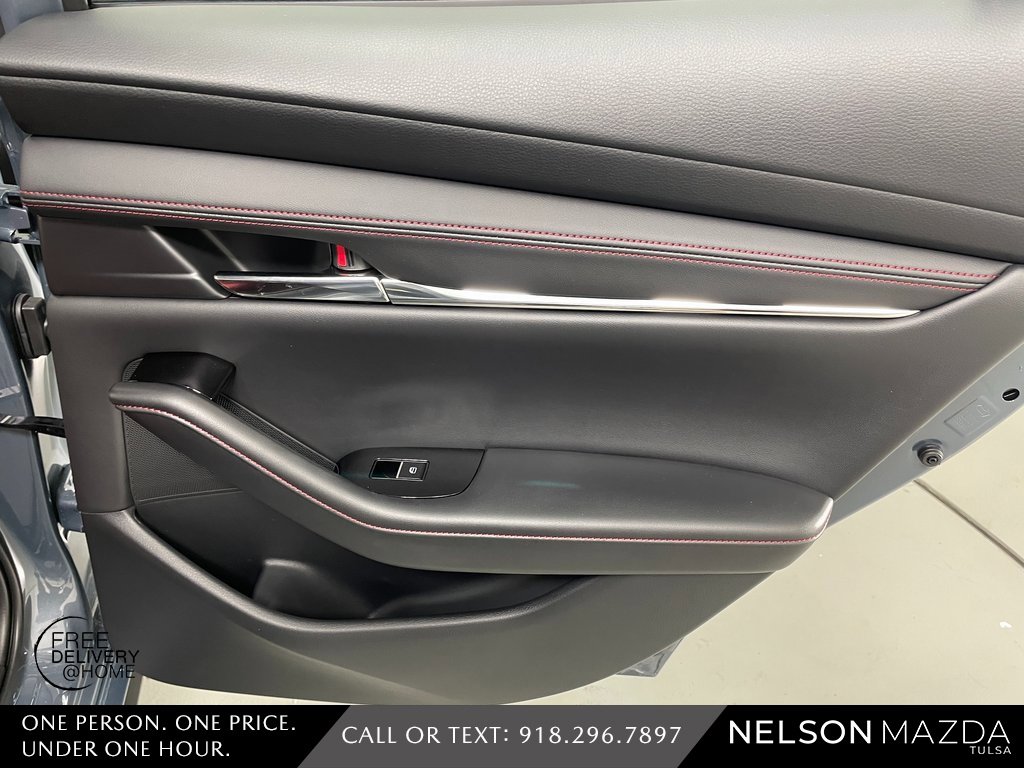 New 2026 MAZDA MAZDA3 Carbon image 39