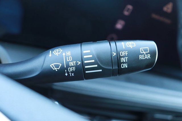 Used 2025 Buick Encore GX Preferred image 21