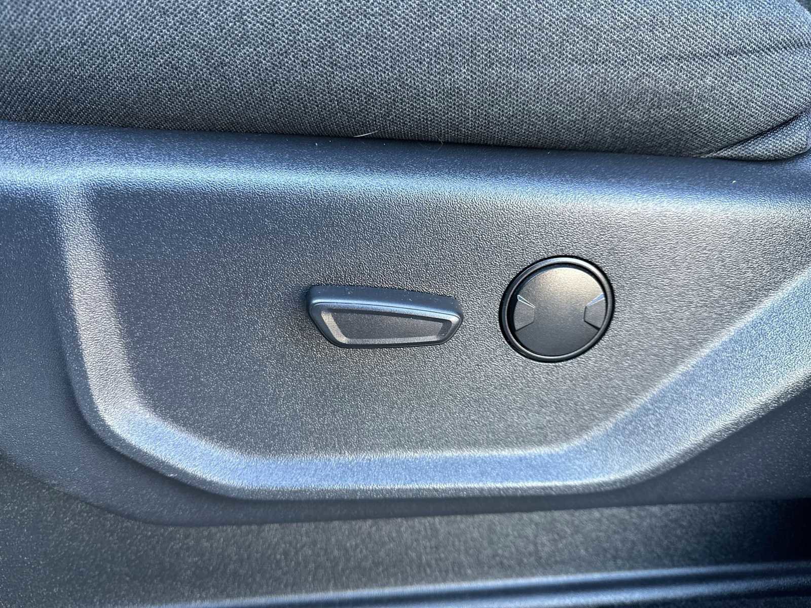 Used 2024 Ford Expedition XLT image 16