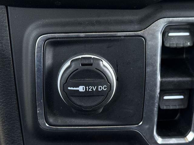 Used 2021 Jeep Wrangler Unlimited Rubicon AWD/4WD image 22
