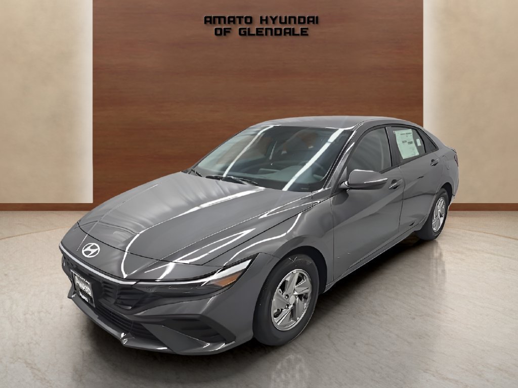 New 2026 Hyundai Elantra SE FWD image 1
