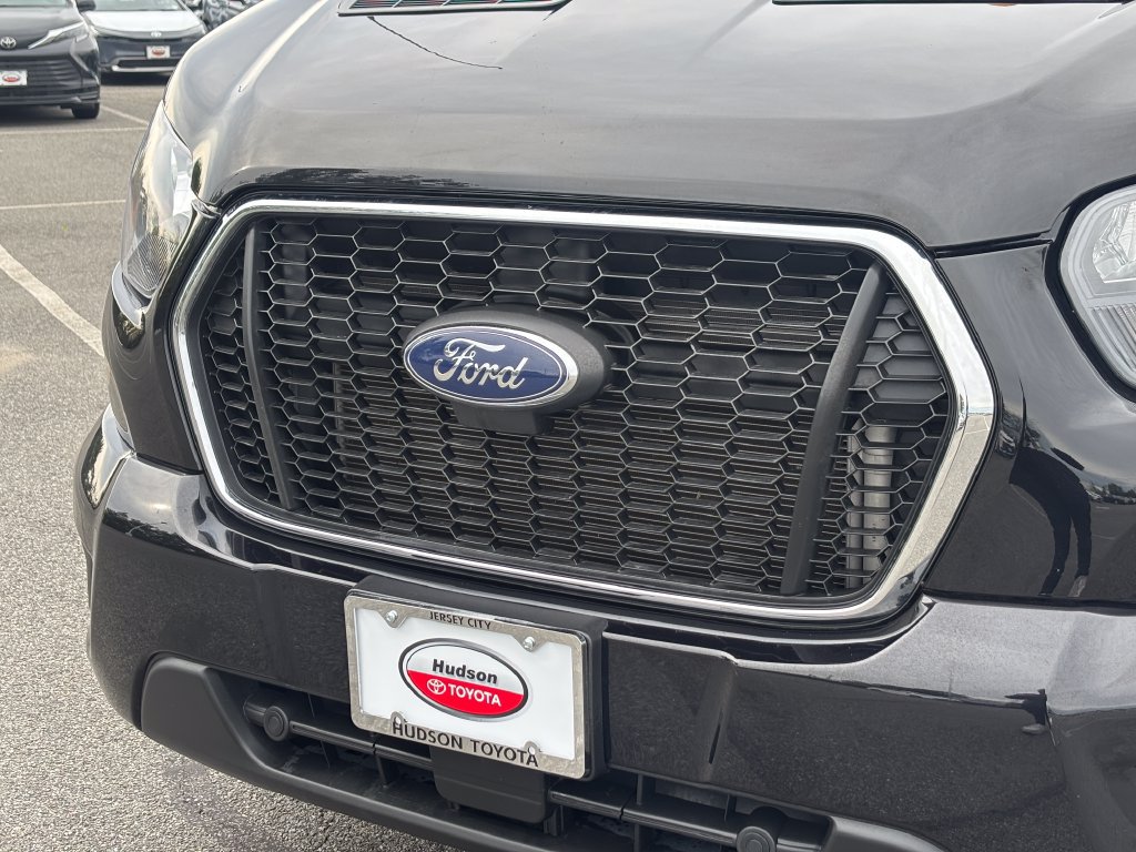Used 2023 Ford Transit 350 XLT RWD image 2