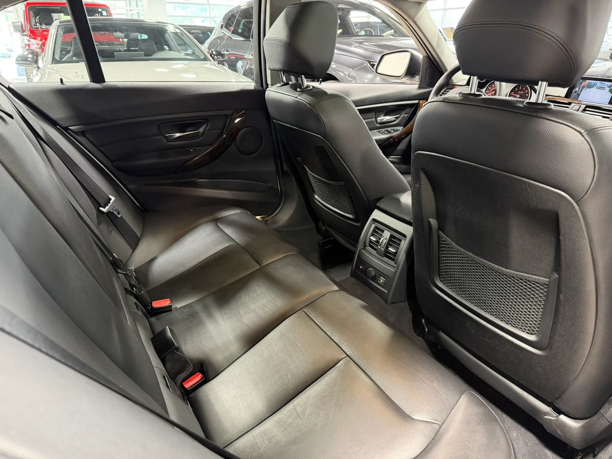 Used 2015 BMW 328i xDrive Sedan AWD/4WD image 25