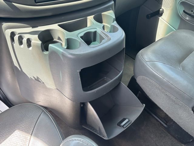 Used 2005 Ford E-250 and Econoline 250 Extended image 17