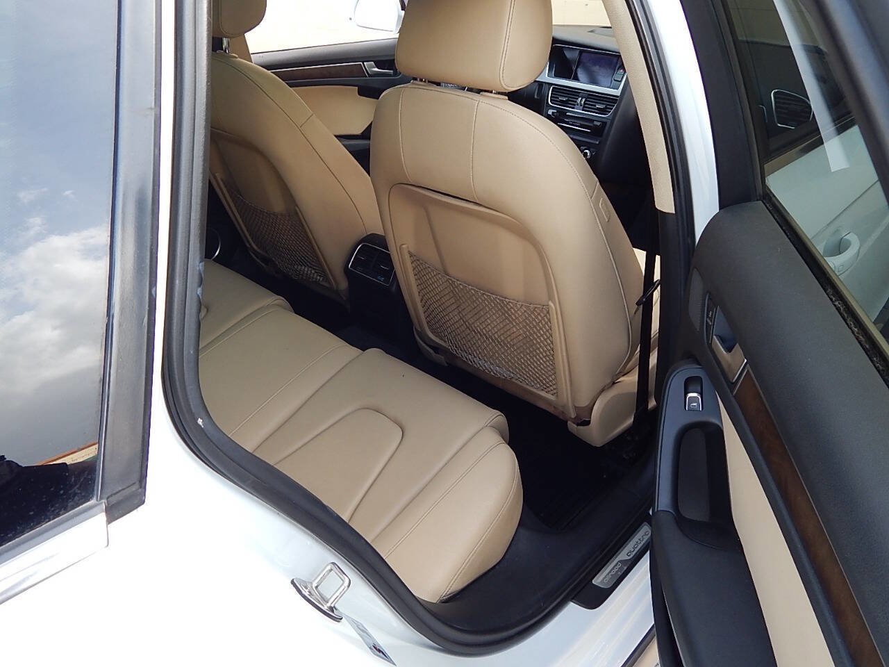 Used 2015 Audi A4 Premium Plus w/ Technology Package image 28