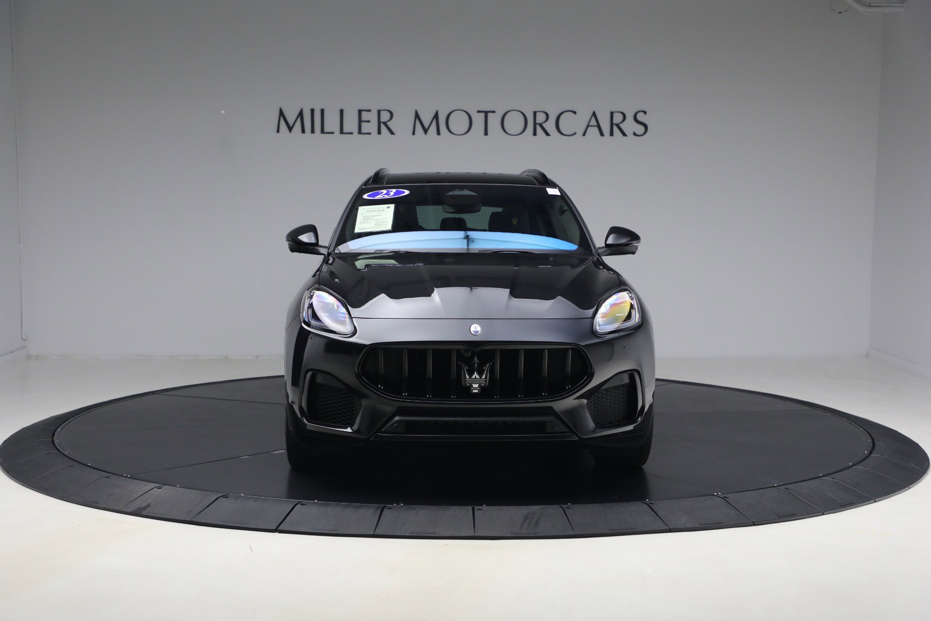 Certified 2023 Maserati Grecale Modena image 12