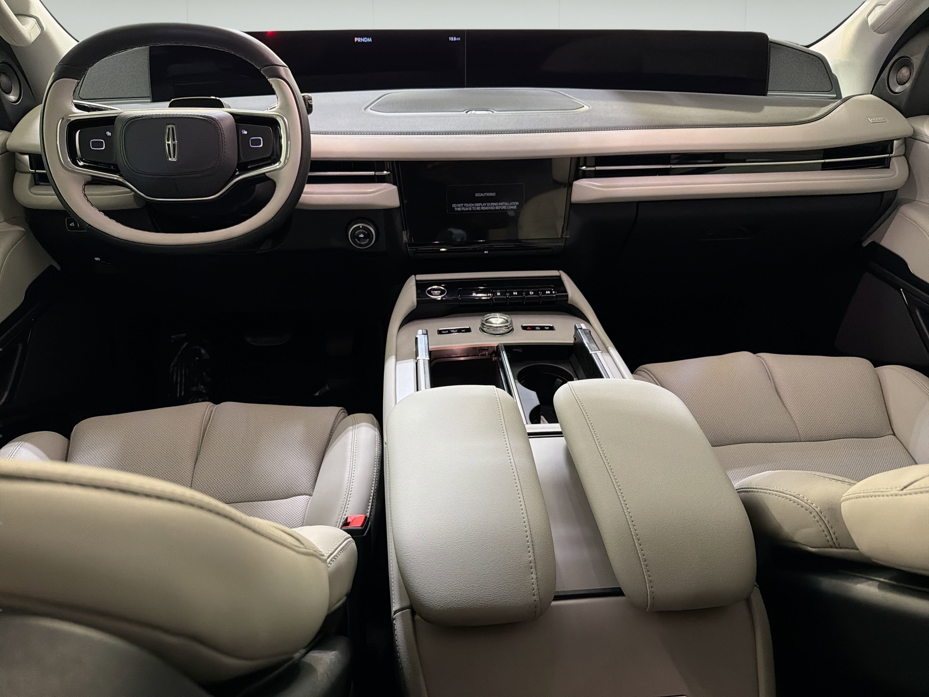 New 2026 Lincoln Navigator Premiere AWD/4WD image 23