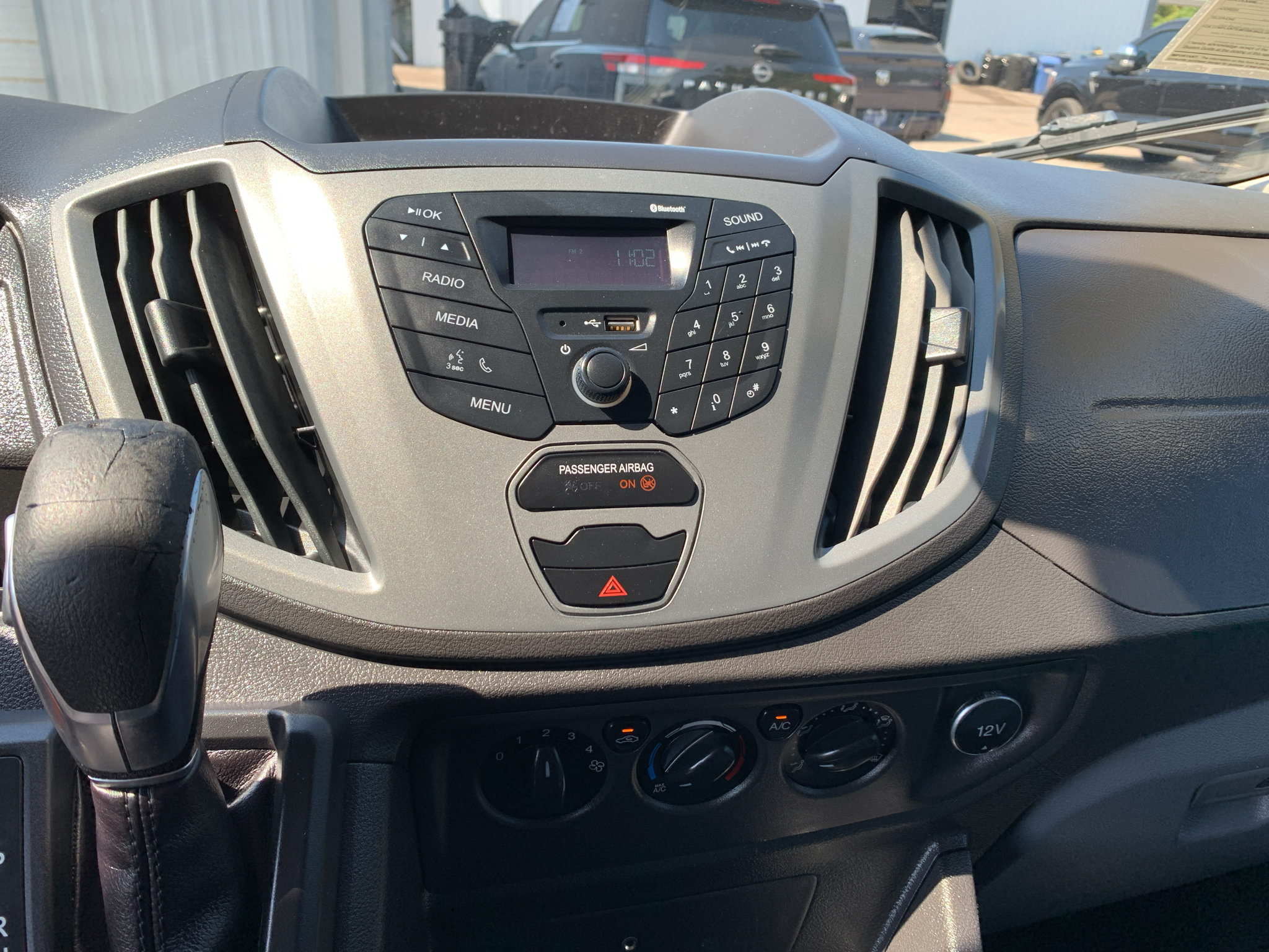 Used 2018 Ford Transit 150 130 Low Roof RWD image 26