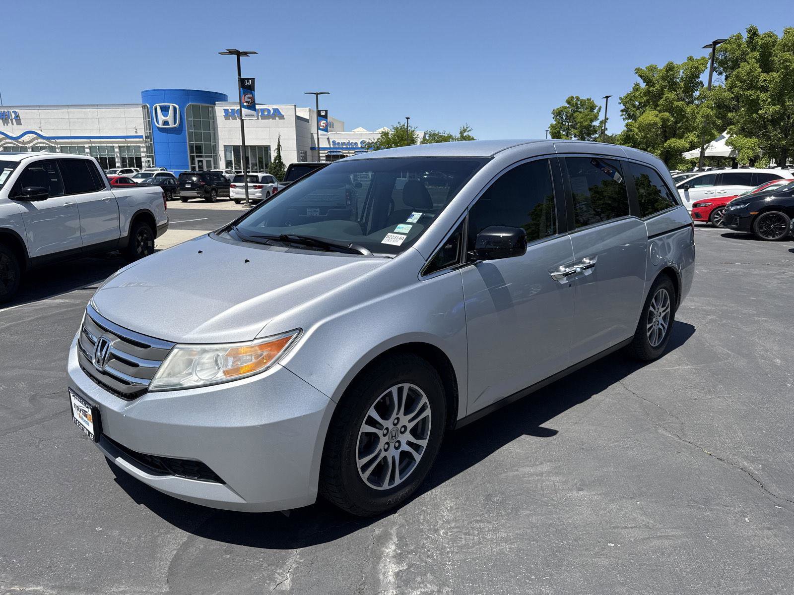 Used 2012 Honda Odyssey EX image 2