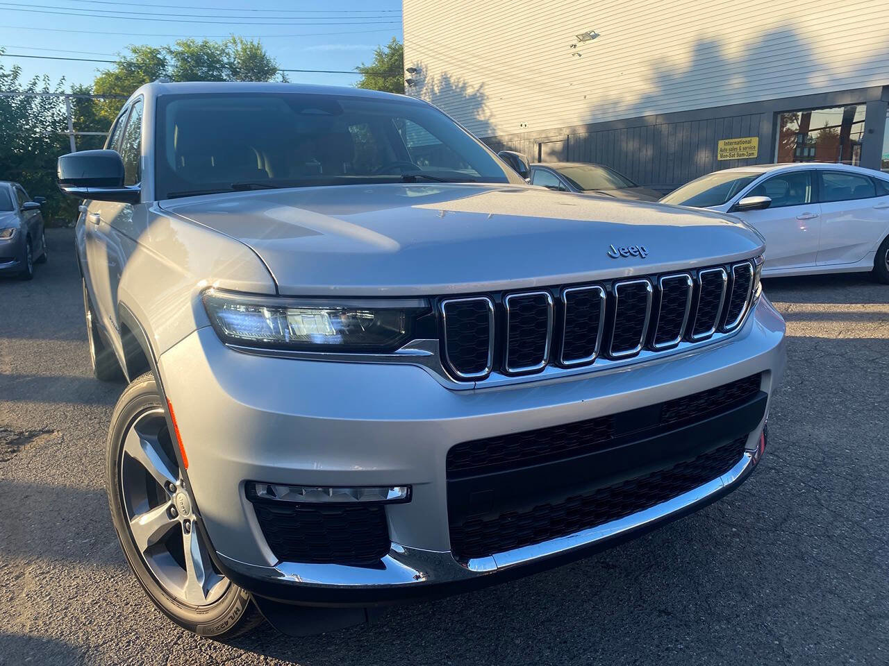 Used 2021 Jeep Grand Cherokee L Limited image 4