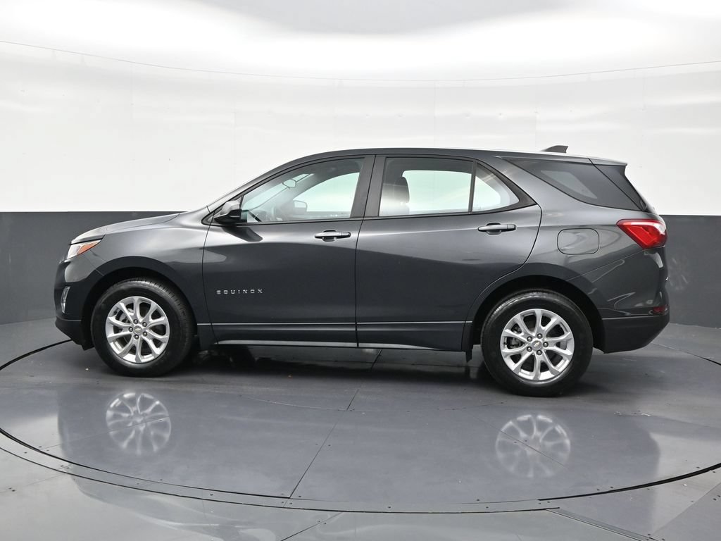 Used 2024 Chevrolet Equinox LS FWD image 2