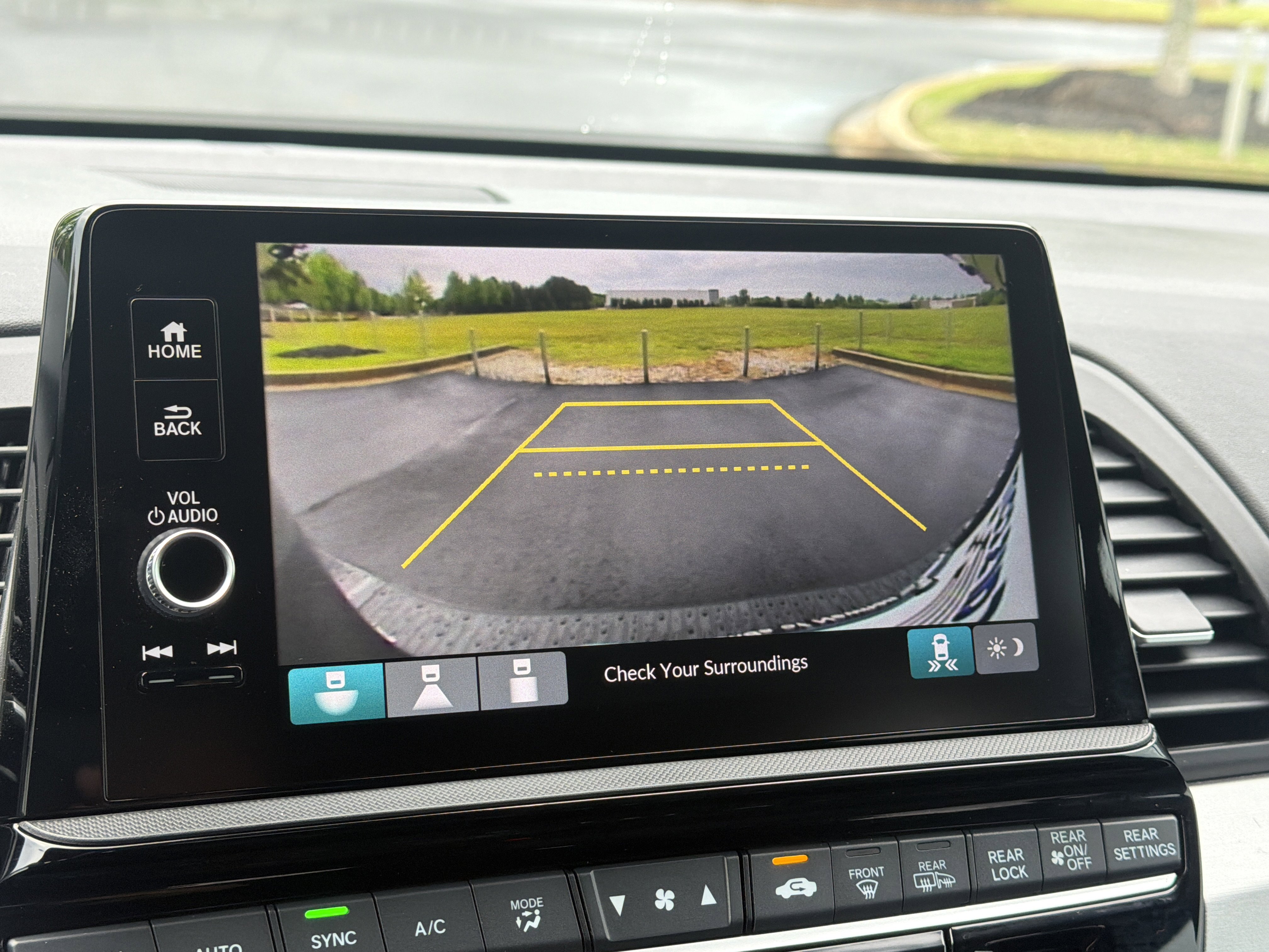 Used 2025 Honda Odyssey Sport-L image 16