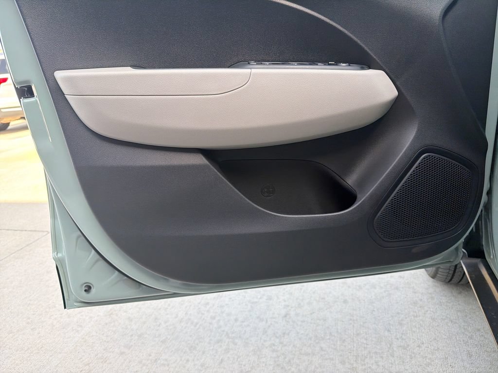 New 2026 Hyundai Venue SEL FWD image 13