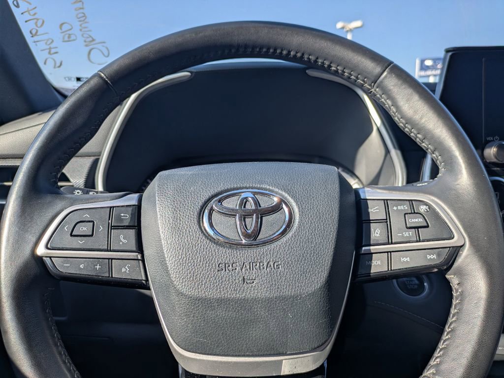 Used 2024 Toyota Highlander XSE image 33