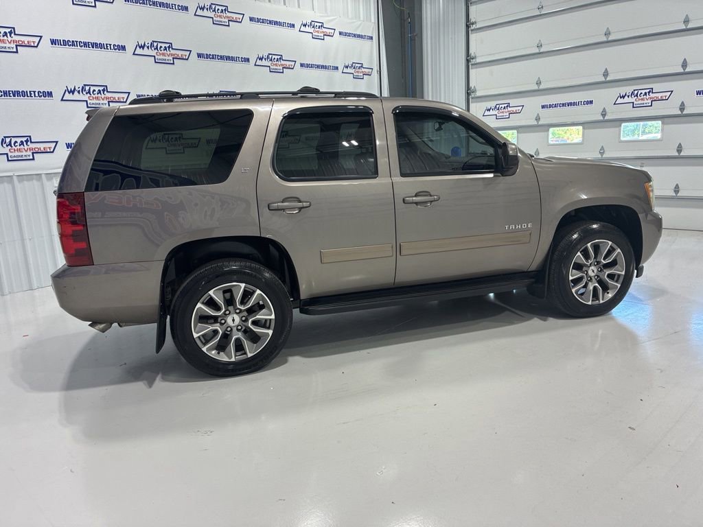 Used 2011 Chevrolet Tahoe LT AWD/4WD image 6