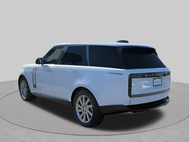 Used 2023 Land Rover Range Rover SE AWD/4WD image 3