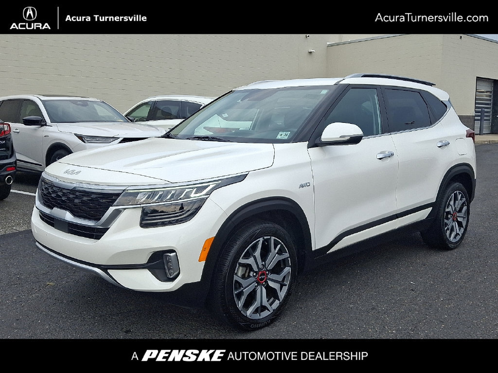 Used 2023 Kia Seltos SX w/ SX Sunroof Package