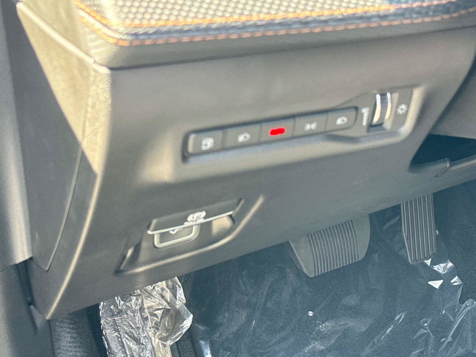 New 2026 Jeep Cherokee Limited AWD/4WD image 25