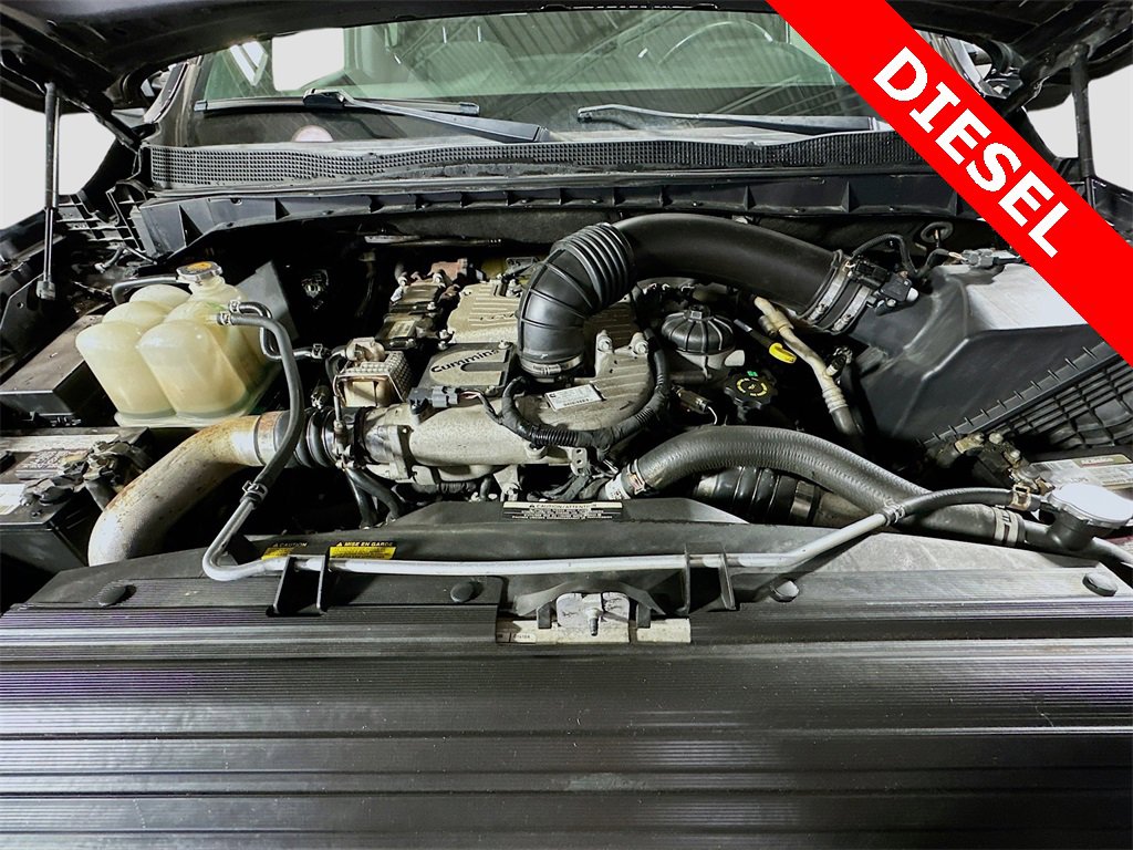 Used 2018 Nissan Titan SV w/ SV Convenience Package image 30