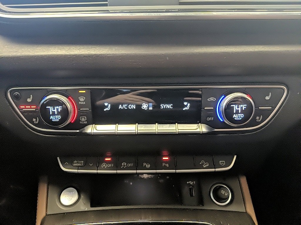 Used 2021 Audi Q5 Prestige image 25