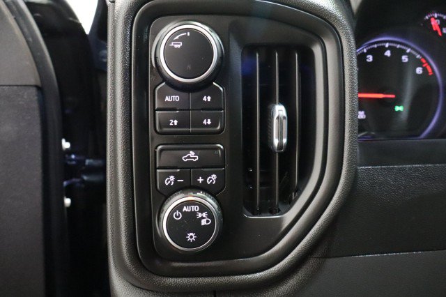 Used 2021 Chevrolet Silverado 1500 Custom Trail Boss AWD/4WD image 36