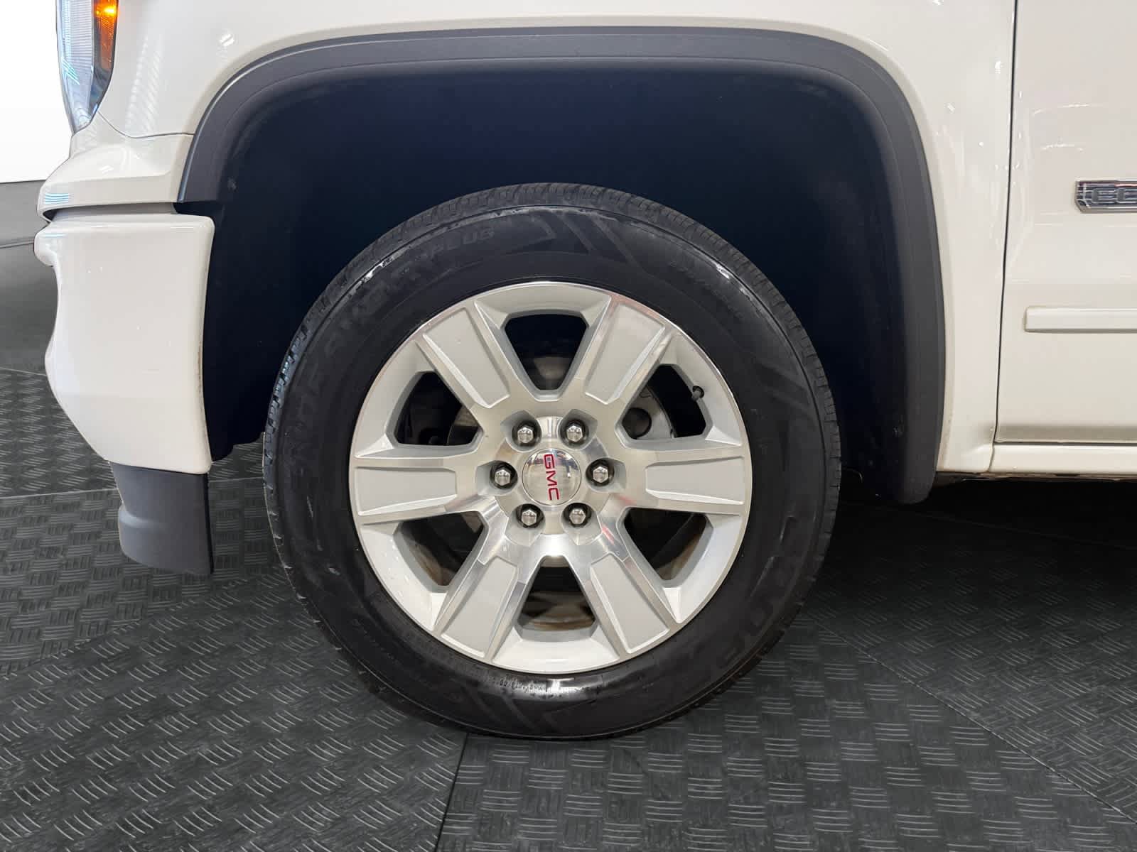Used 2019 GMC Sierra 1500 Limited w/ Elevation Edition RWD image 15