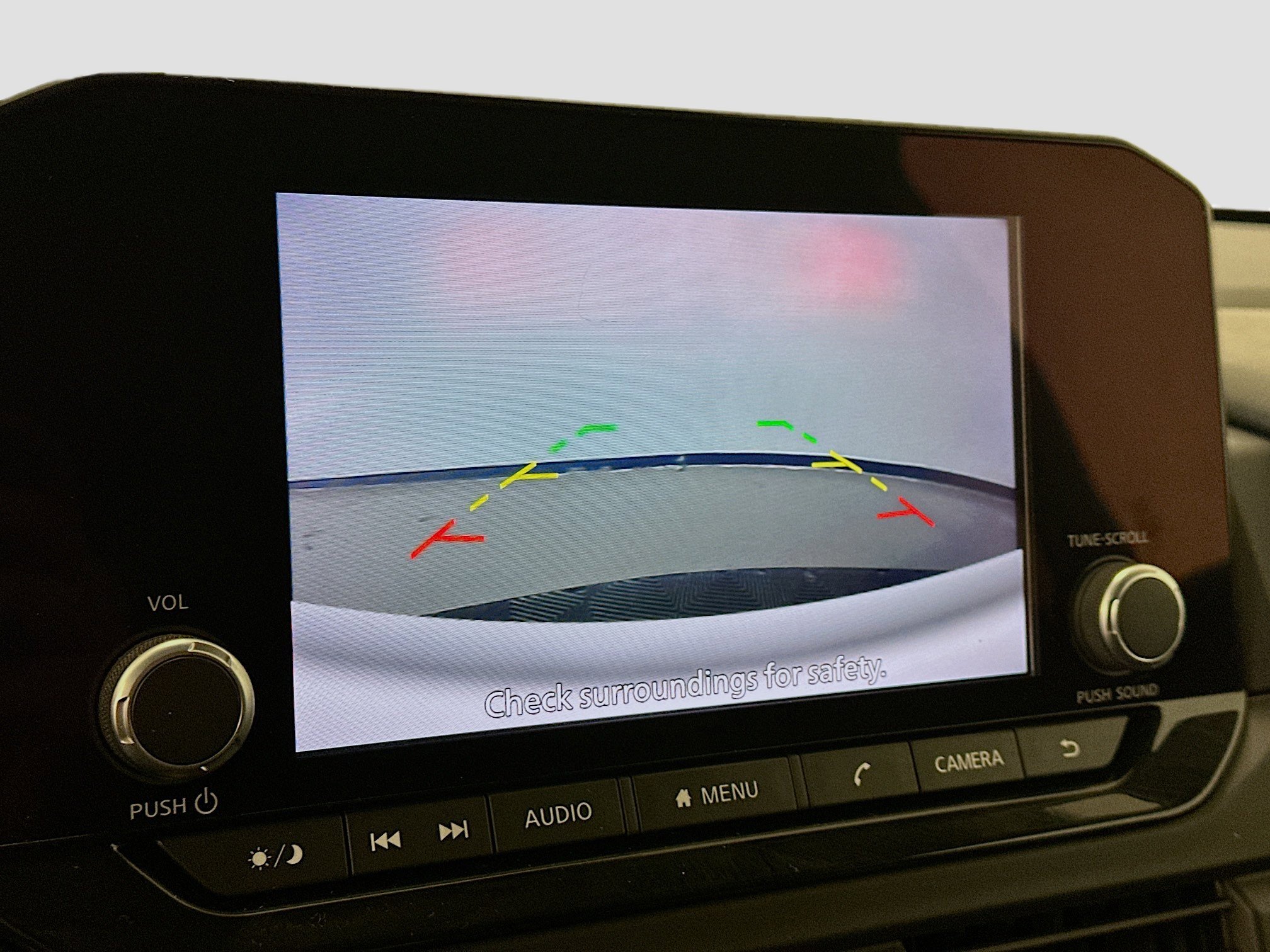 Used 2024 Nissan Pathfinder S image 22