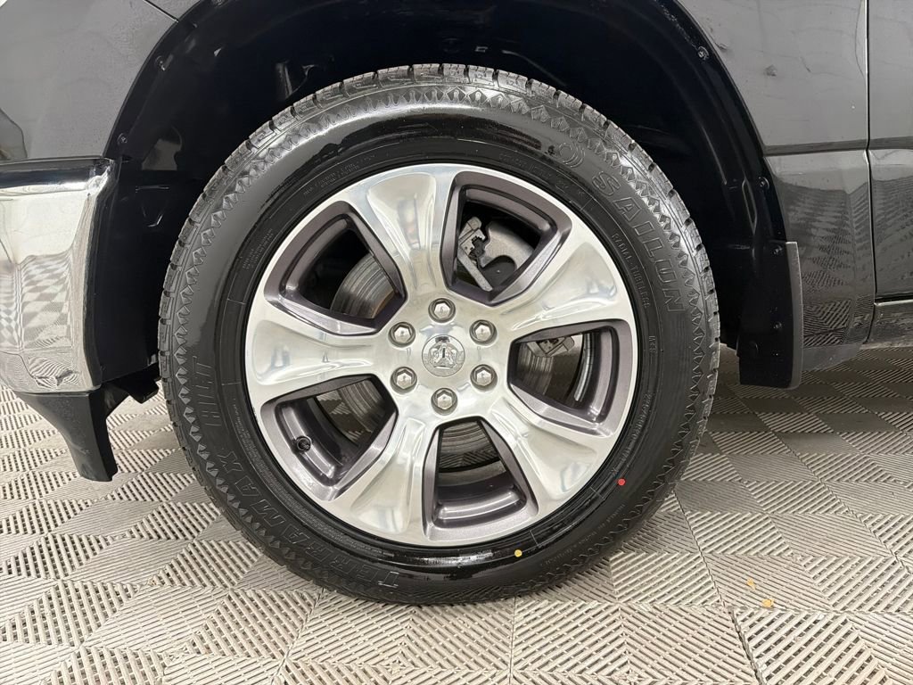 Used 2024 RAM 1500 Laramie image 13