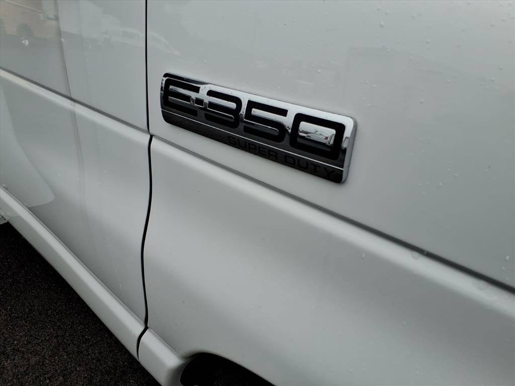 Used 2021 Ford E-350 and Econoline 350 Super Duty image 27