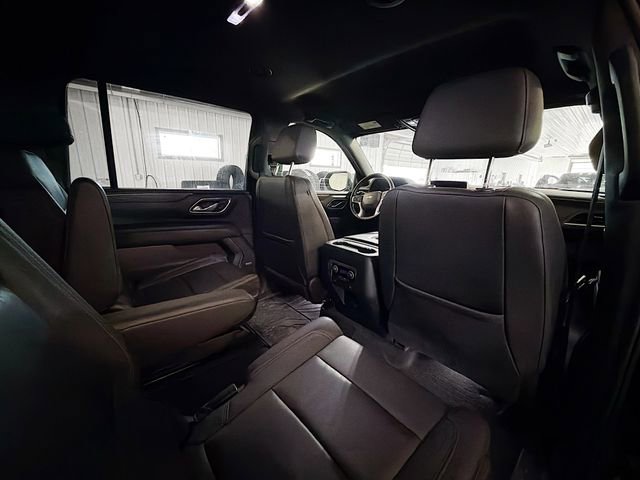 Used 2021 Chevrolet Suburban LT image 11