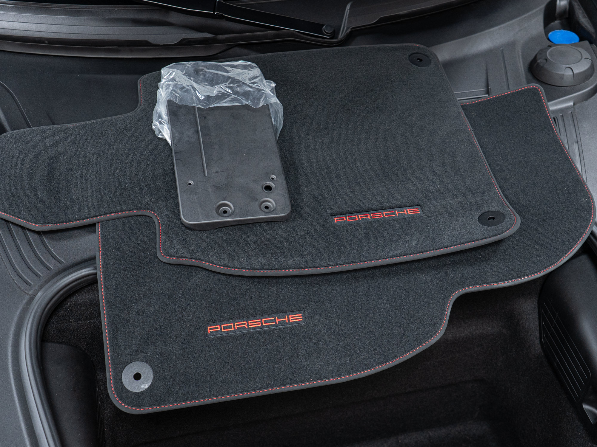 Certified 2016 Porsche 911 Carrera GTS RWD image 53