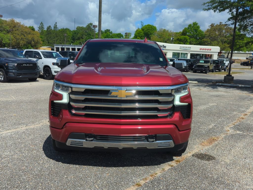 Used 2024 Chevrolet Silverado 1500 High Country w/ Max Trailering Package AWD/4WD image 10