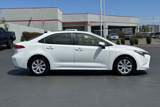 Certified 2023 Toyota Corolla LE FWD image 6