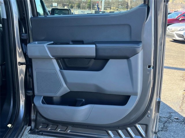 Used 2023 Ford F150 XLT image 11