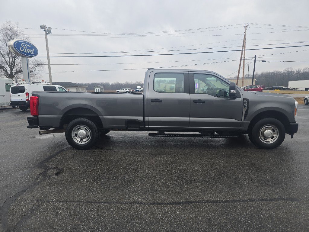 Used 2024 Ford F350 XL image 5