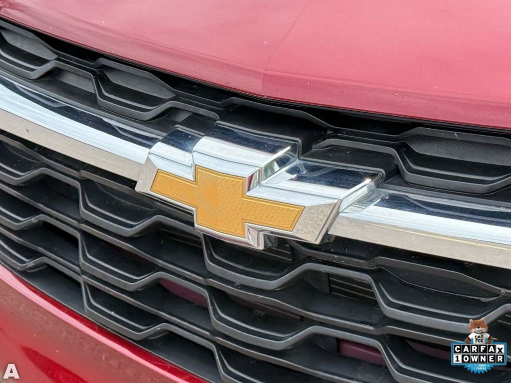 Used 2025 Chevrolet Trax LS image 28