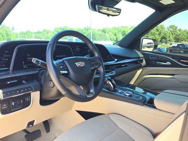 Used 2021 Cadillac Escalade Premium Luxury w/ Driver Assist Tech Package AWD/4WD image 27