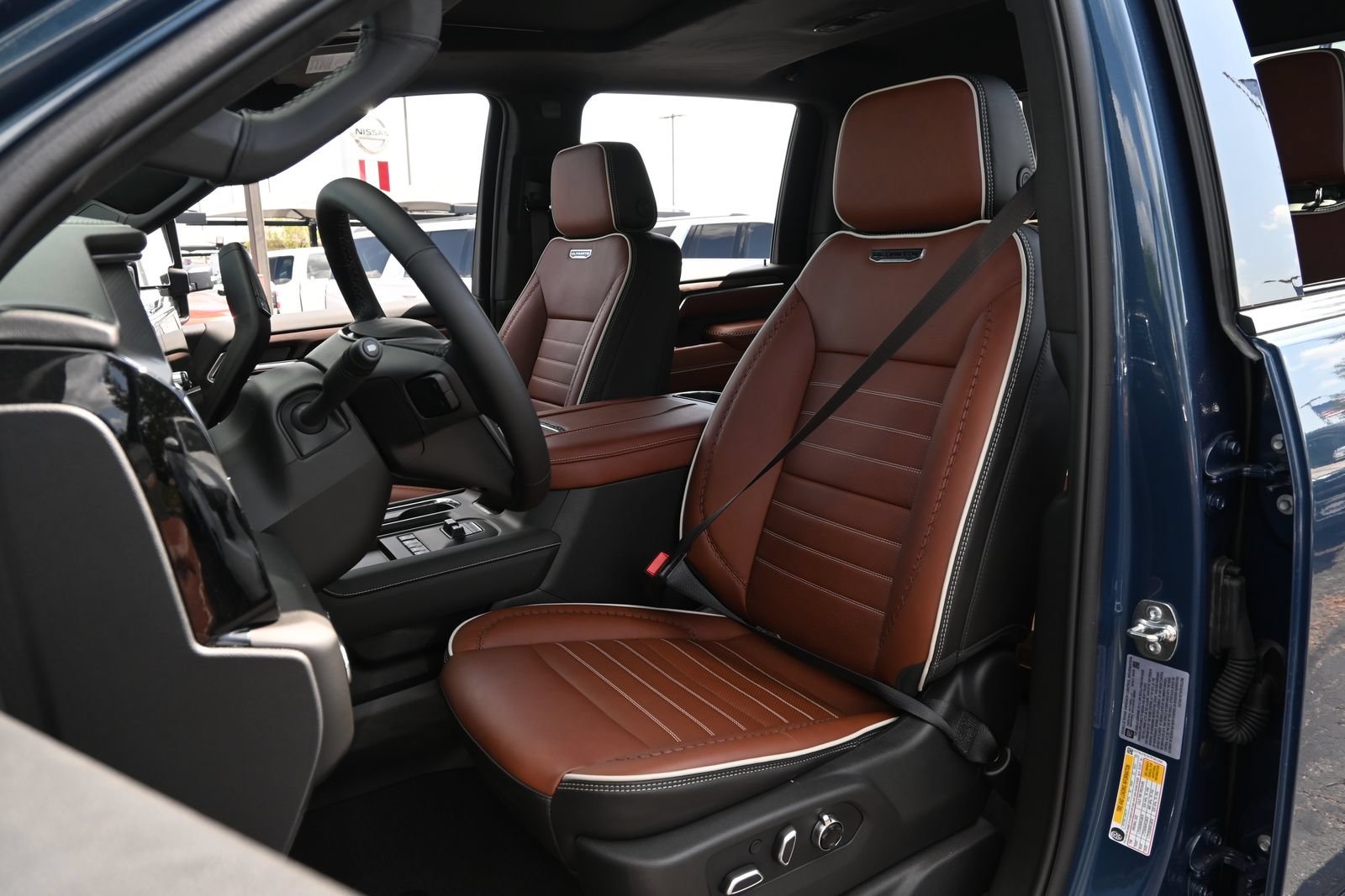 New 2026 GMC Sierra 3500 Denali Ultimate AWD/4WD image 18