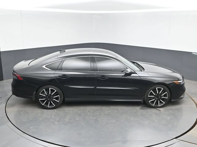 Used 2023 Honda Accord Touring image 27