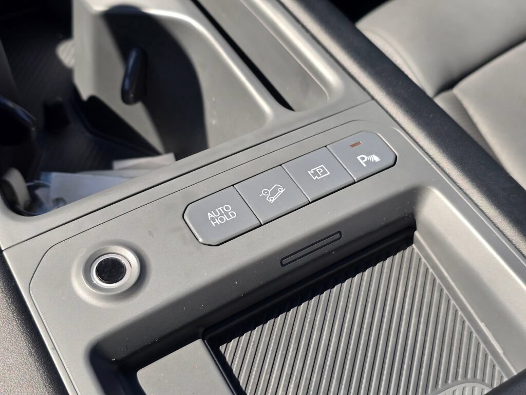 Certified 2024 Kia EV9 Wind AWD/4WD image 17