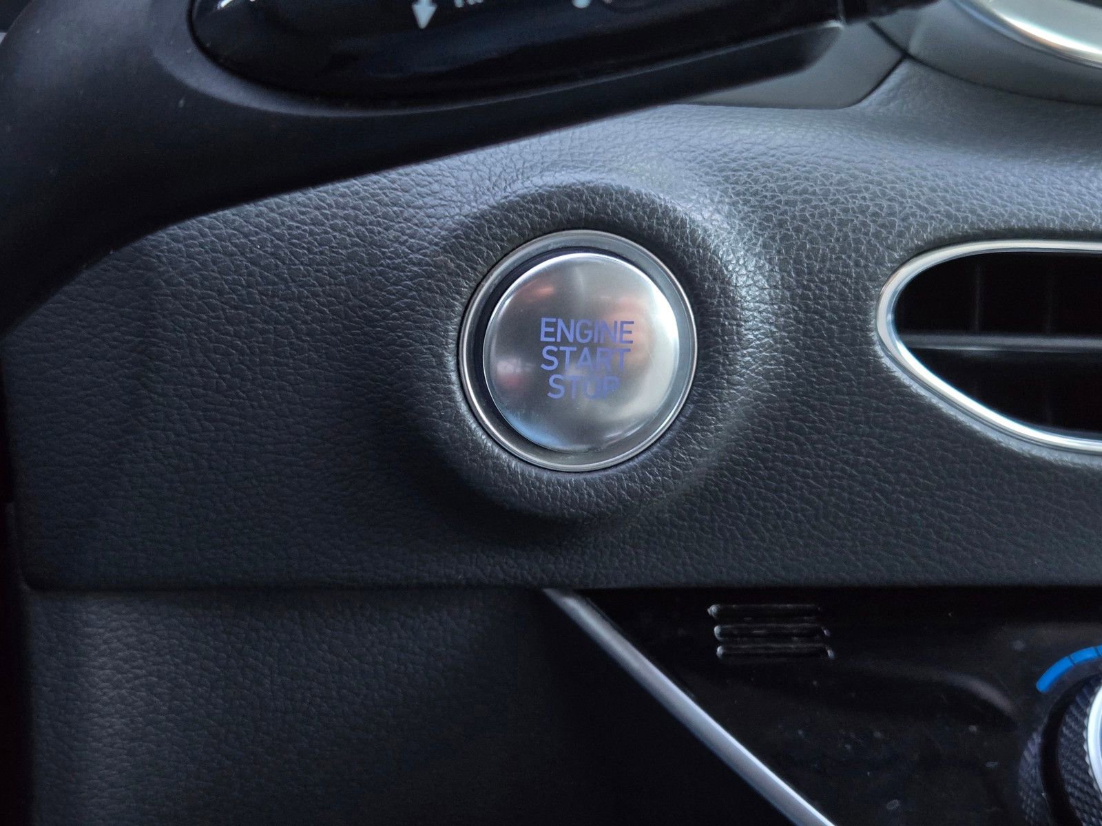 Used 2023 Hyundai Sonata SEL image 19