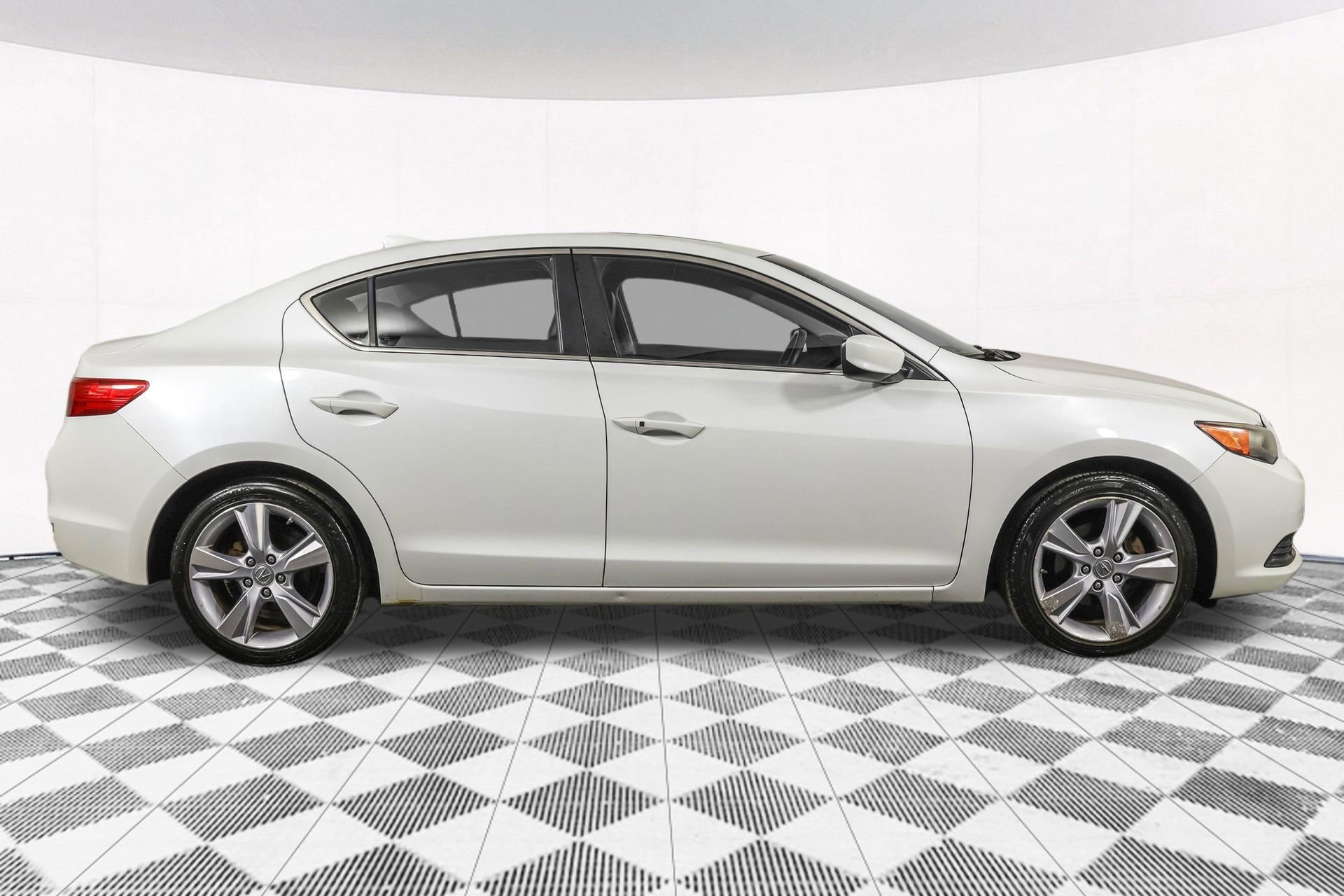 Used 2015 Acura ILX image 15