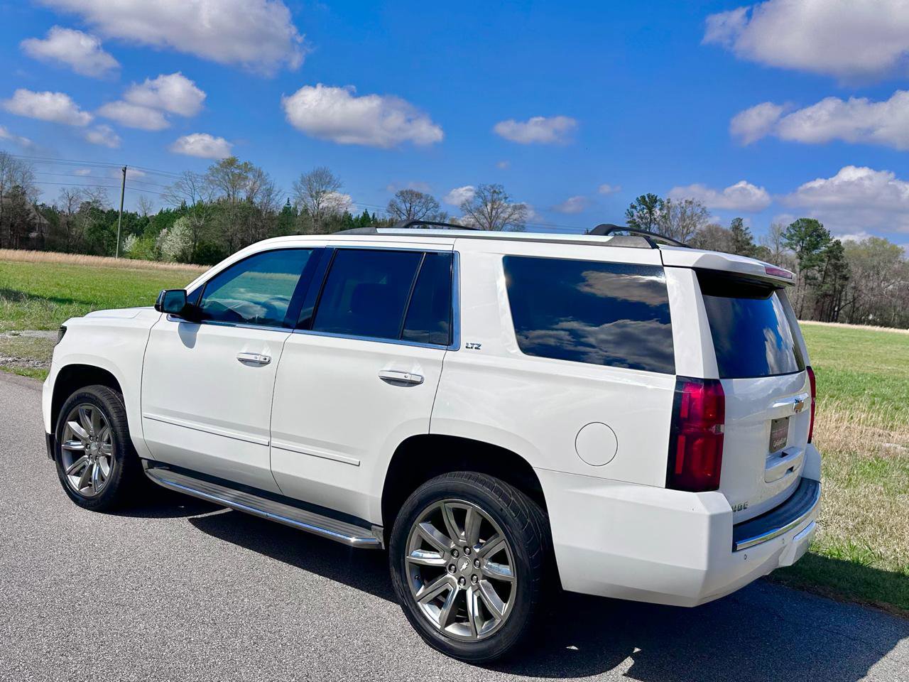Used 2015 Chevrolet Tahoe LTZ image 9