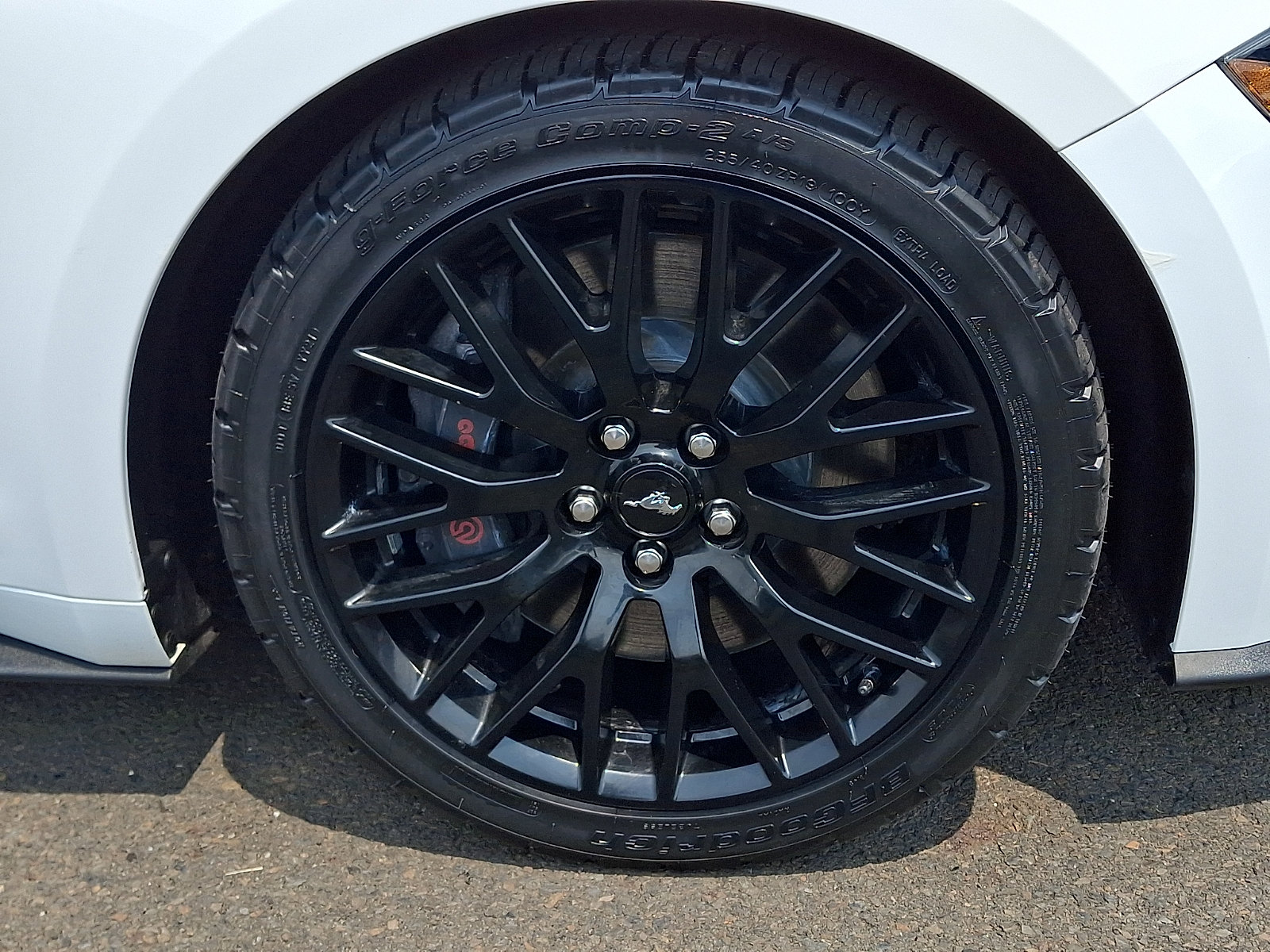 Used 2020 Ford Mustang GT Premium w/ GT Performance Package RWD image 9