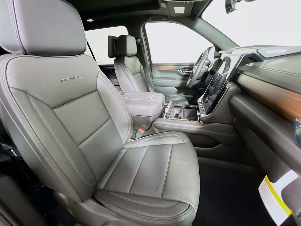 New 2026 GMC Yukon XL Denali image 22