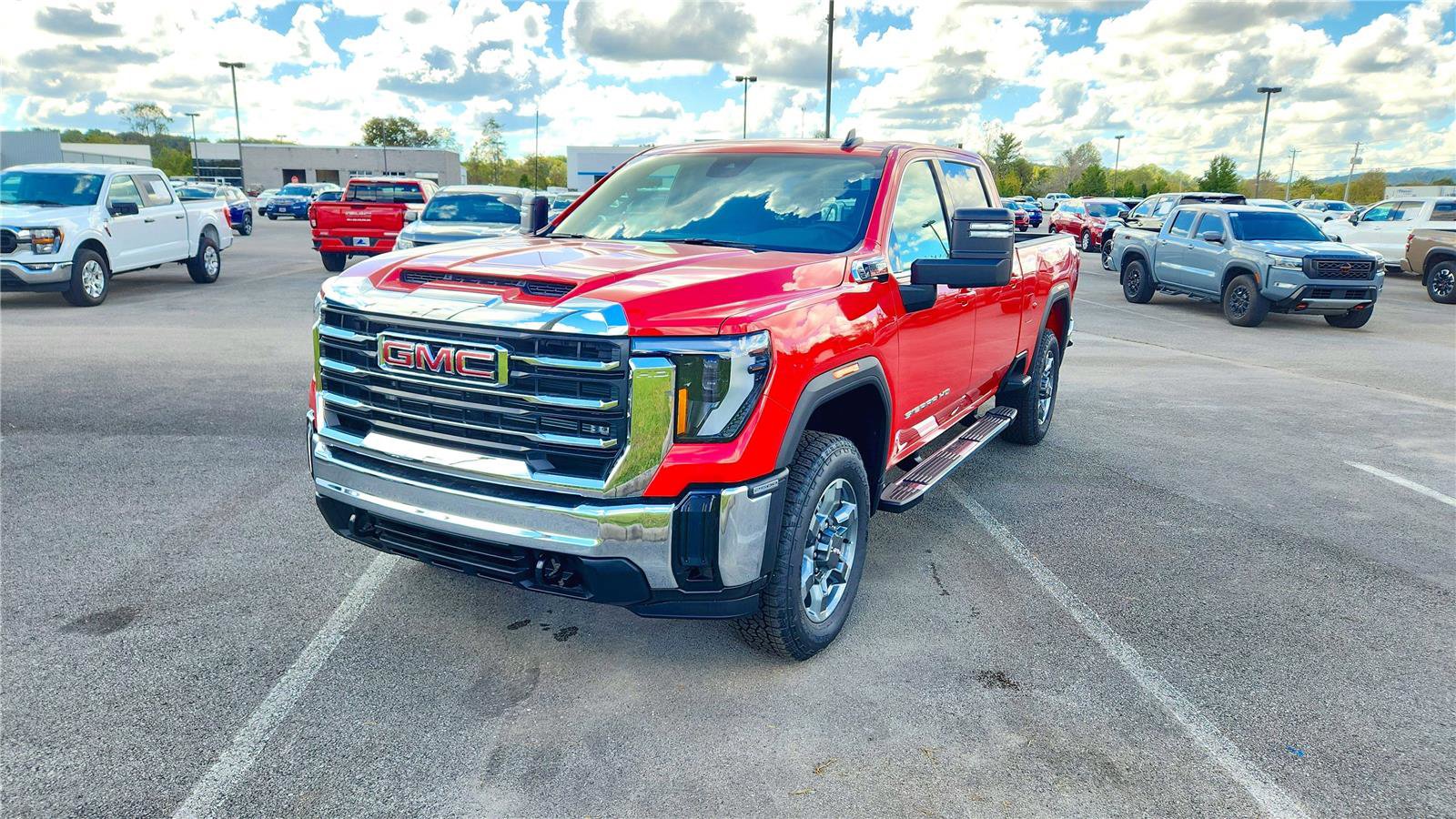 Used 2025 GMC Sierra 2500 SLE image 7