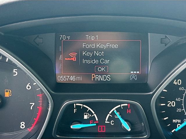 Used 2019 Ford Escape SE image 12