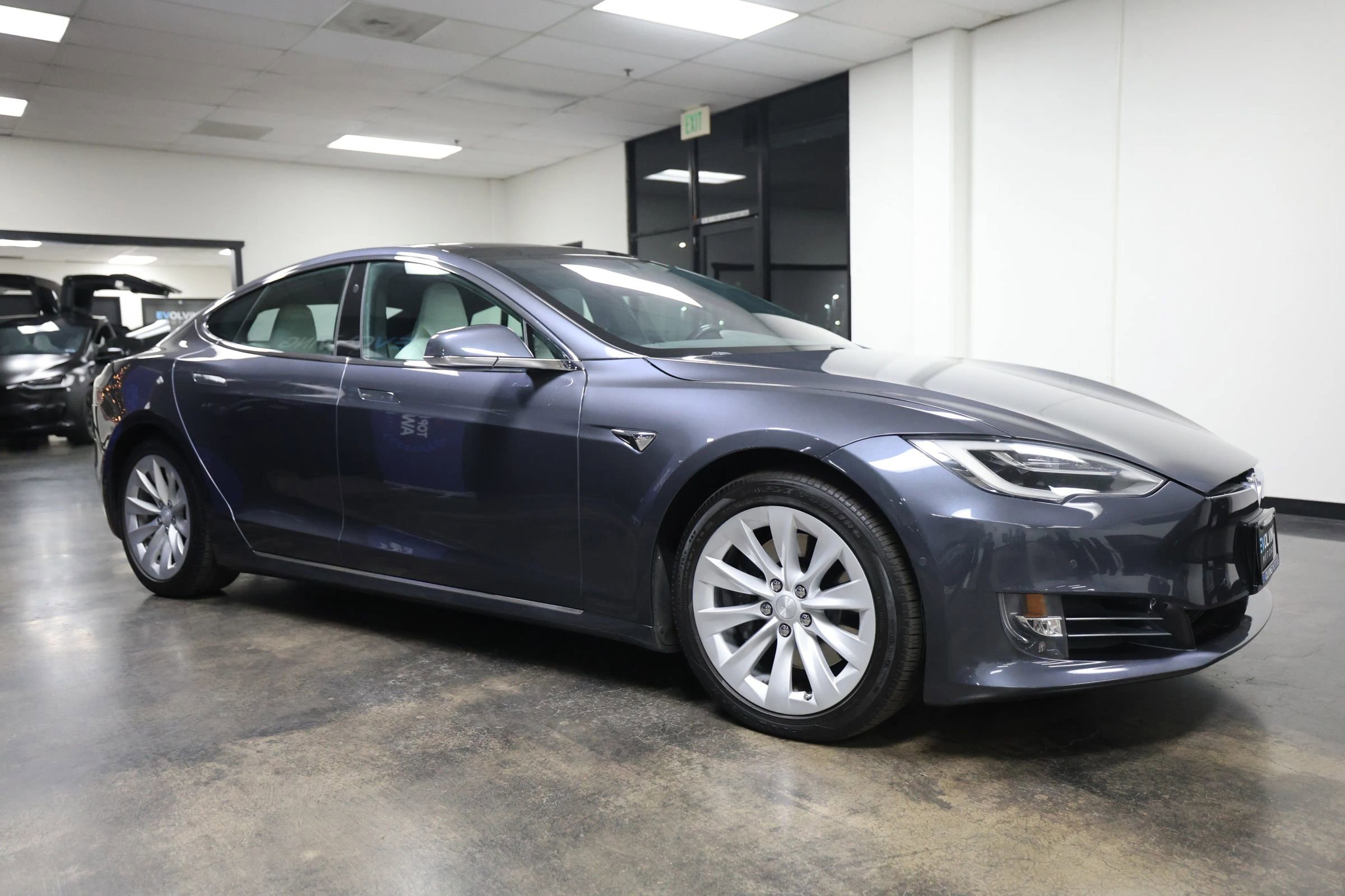 Used 2017 Tesla Model S 100D image 6